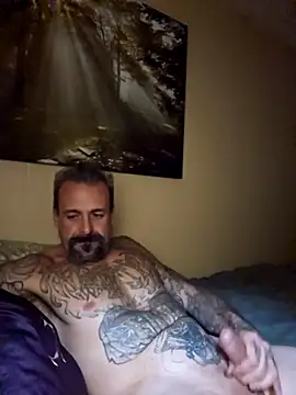 Snapshot of sethdarby chatting on 09-10-25, 01:59 sethdarby online show from 09-10-25, 01:59