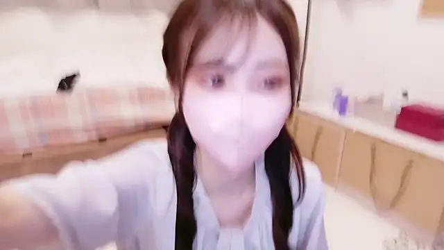 Snapshot of Ema_o0_chan chatting on 09-20-25, 11:15 Ema o0 chan online show from 09-20-25, 11:15