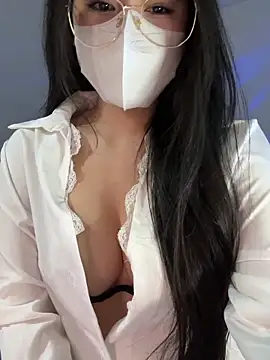 Donna11 online show from 02-05-26, 01:34