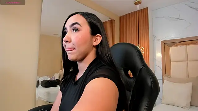 julieta rosee online show from 02-23-26, 09:37