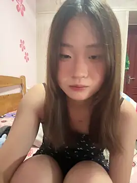 CoCo-s online show from 11-06-25, 04:33