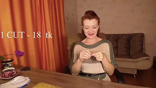 Snapshot of Milla_Vanilla_ chatting on 10-12-25, 11:11 Milla Vanilla online show from 10-12-25, 11:11