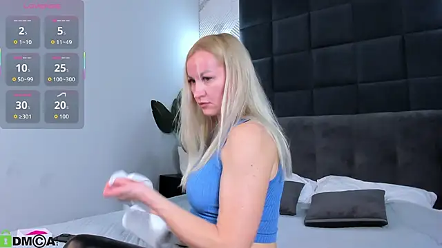 KiraSun online show from 01-09-26, 10:49