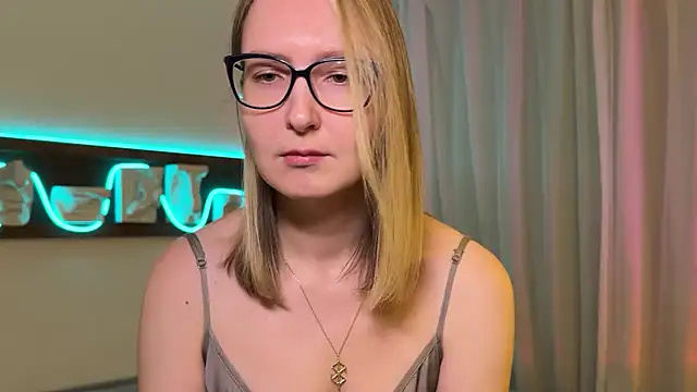 KiraxFate online show from 09-13-25, 04:40