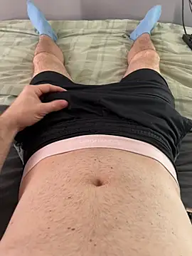 naughtycoupl98 online show from 04-06-26, 01:34