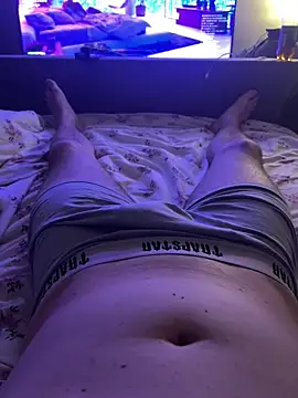 naughtycoupl98 online show from 03-25-26, 12:44