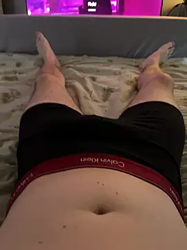 naughtycoupl98 online show from 04-18-26, 05:59