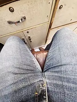  Danny   online show from 12-17-25, 01:16