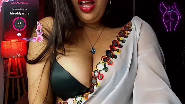 MissNasha online show from 11-25-25, 01:17