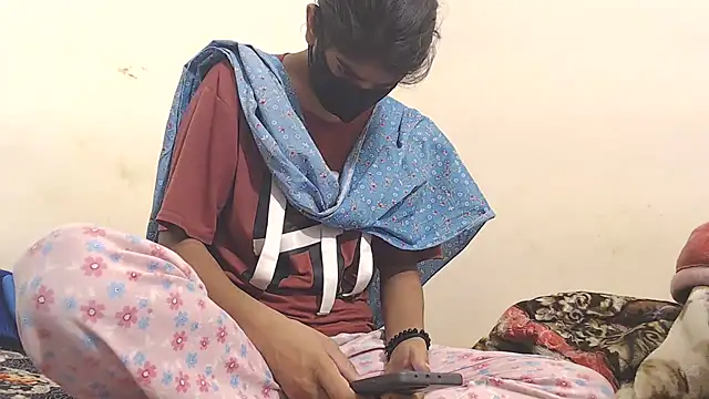 Snapshot of Aarohi_An chatting on 06-24-26, 06:45 Aarohi An online show from 06-24-26, 06:45