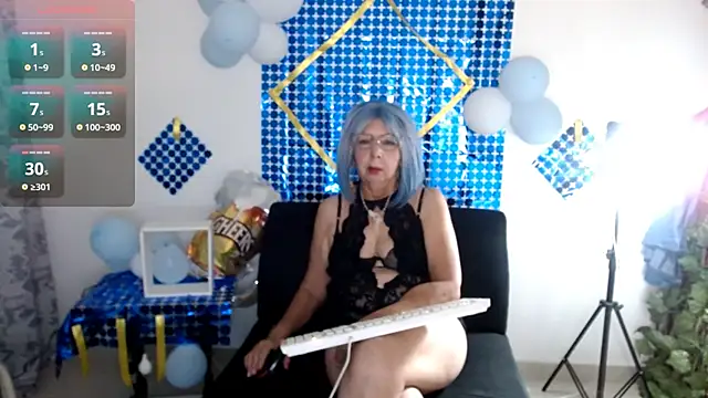 ruth blue21 online show from 09-29-25, 12:00