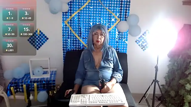 ruth blue21 online show from 10-09-25, 07:58