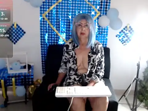 ruth blue21 online show from 10-20-25, 04:29