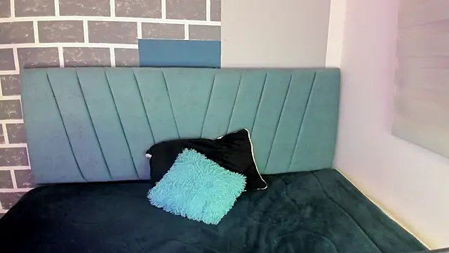 little annee online show from 09-14-25, 11:38