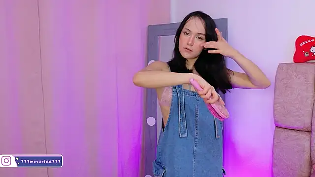 LolaYun online show from 10-28-25, 12:59