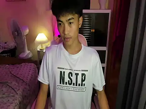 yourhotpinoy online show from 11-04-25, 09:02