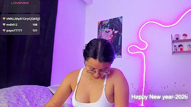 Dilan and Mia online show from 01-11-26, 08:38