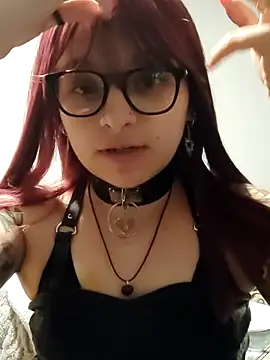 Snapshot of Aurora_blaack chatting on 02-20-26, 05:04 Aurora blaack online show from 02-20-26, 05:04