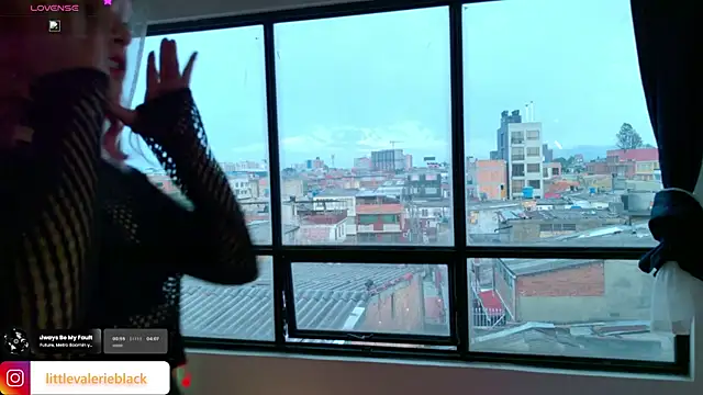 Snapshot of Aurora_blaack chatting on 05-03-26, 10:57 Aurora blaack online show from 05-03-26, 10:57