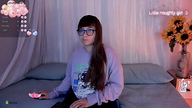 Snapshot of Aurora_blaack chatting on 09-17-25, 05:37 Aurora blaack online show from 09-17-25, 05:37