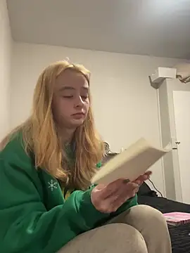 SeccySerena online show from 02-20-26, 04:53