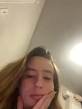 SeccySerena online show from 01-09-26, 10:28