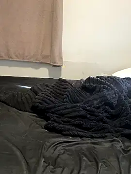 SeccySerena online show from 11-24-25, 06:30