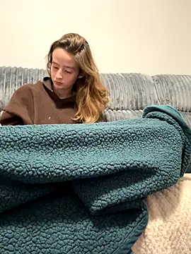 SeccySerena online show from 10-26-25, 05:02