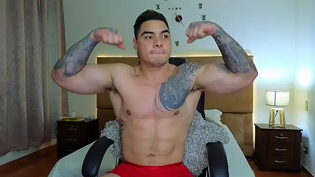 Snapshot of Steven_Velez chatting on 12-03-25, 02:12 Steven Velez online show from 12-03-25, 02:12