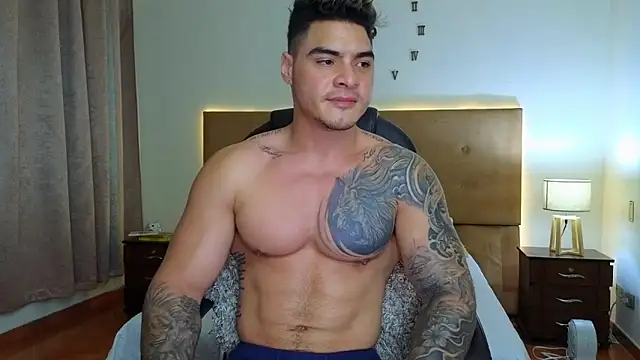 Snapshot of Steven_Velez chatting on 12-18-25, 11:30 Steven Velez online show from 12-18-25, 11:30