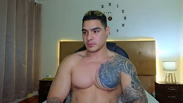 Snapshot of Steven_Velez chatting on 11-12-25, 01:54 Steven Velez online show from 11-12-25, 01:54