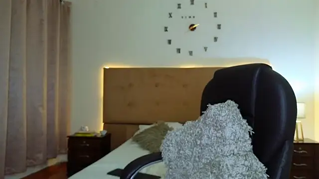 Snapshot of Steven_Velez chatting on 11-11-25, 12:27 Steven Velez online show from 11-11-25, 12:27