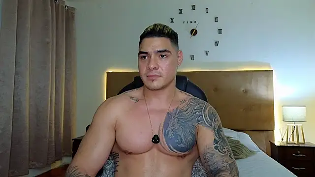 Snapshot of Steven_Velez chatting on 10-30-25, 12:53 Steven Velez online show from 10-30-25, 12:53