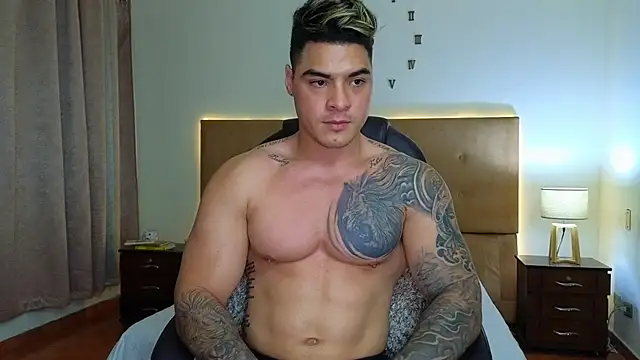 Snapshot of Steven_Velez chatting on 12-21-25, 12:24 Steven Velez online show from 12-21-25, 12:24