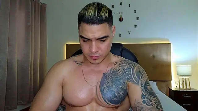 Snapshot of Steven_Velez chatting on 10-29-25, 12:48 Steven Velez online show from 10-29-25, 12:48