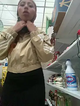 Sallem Pink online show from 04-13-26, 11:14