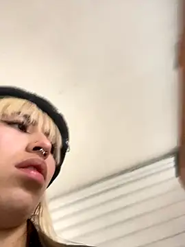 Sallem Pink online show from 11-11-25, 11:05