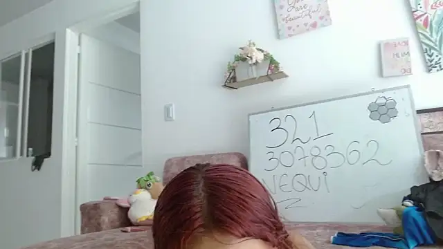 Snapshot of TamaraMera chatting on 12-01-25, 07:15 TamaraMera online show from 12-01-25, 07:15