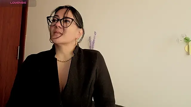 karla valk1 online show from 03-11-26, 12:32