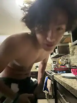 Snapshot of EmilianoPerex chatting on 01-14-26, 08:01 EmilianoPerex online show from 01-14-26, 08:01