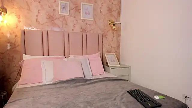 Widny Beaumont online show from 11-13-25, 03:54