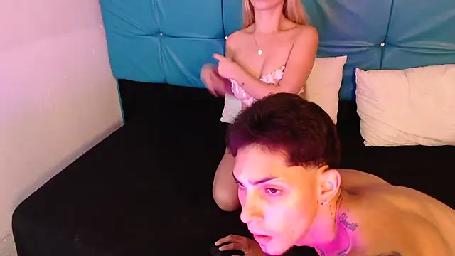 Bunny Petit online show from 12-15-25, 08:36