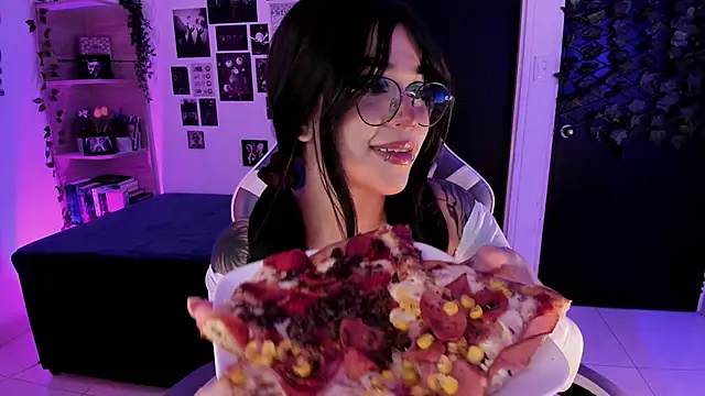 Liz rogers x online show from 12-21-25, 01:52