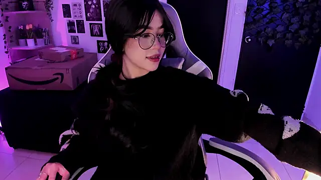 Liz rogers x online show from 12-18-25, 01:44