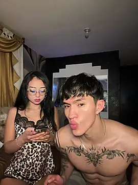 Snapshot of myc_hot chatting on 02-15-26, 06:14 myc hot online show from 02-15-26, 06:14