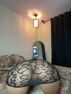 Snapshot of myc_hot chatting on 04-19-26, 06:25 myc hot online show from 04-19-26, 06:25