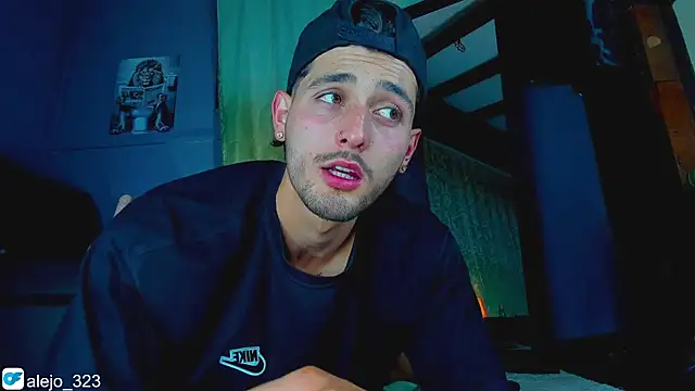 alejo  323   online show from 10-17-25, 01:42