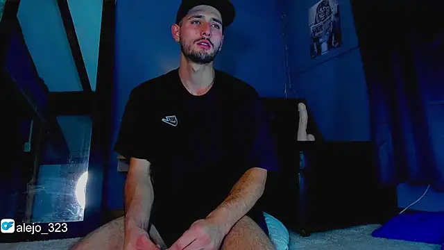 alejo  323   online show from 01-17-26, 03:43