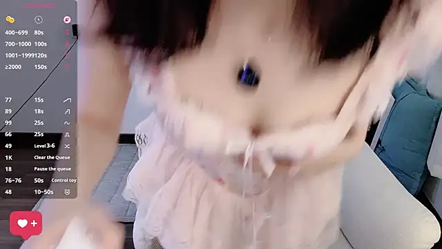 yara hot1 online show from 10-31-25, 12:40