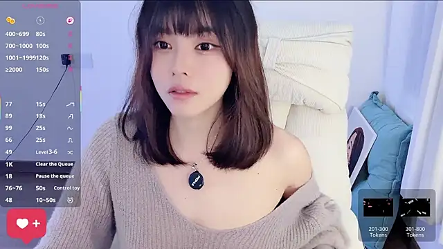 Snapshot of yara_hot1 chatting on 05-05-26, 03:31 yara hot1 online show from 05-05-26, 03:31